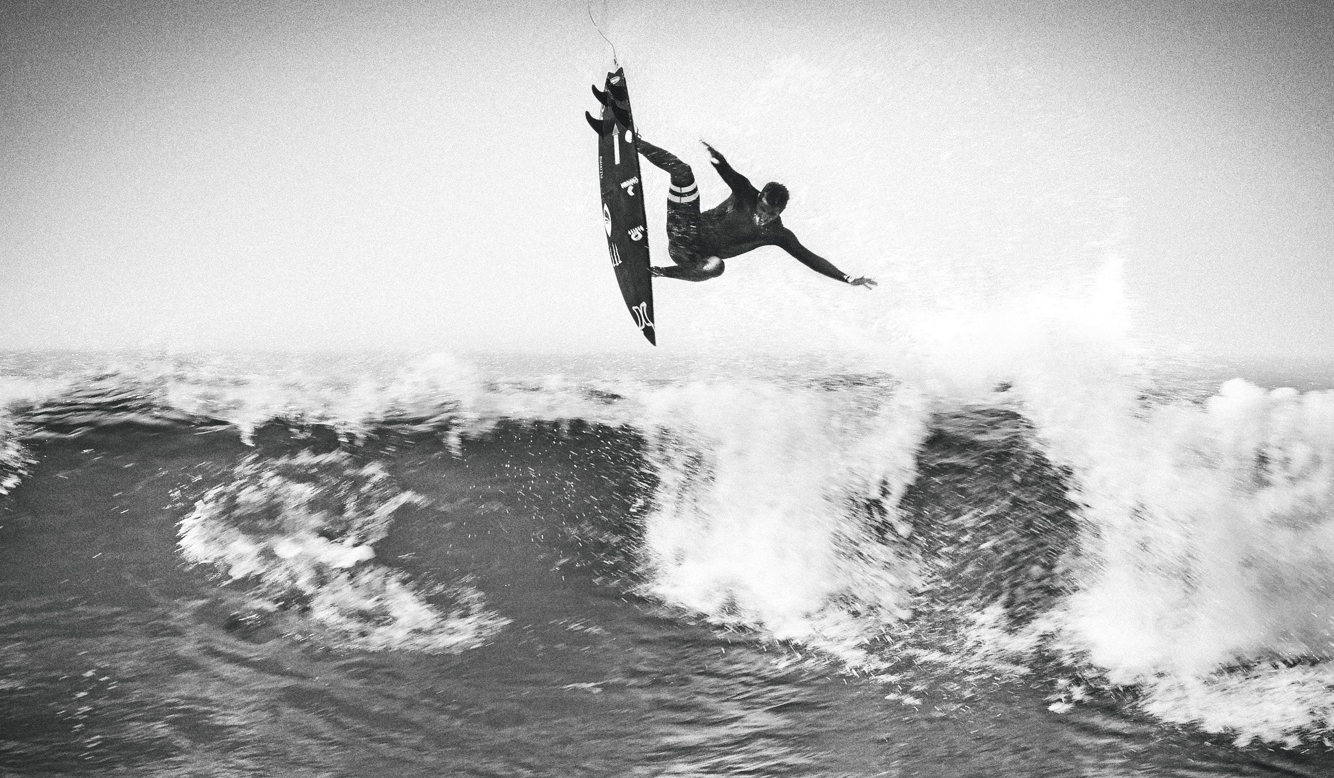 Filipe Toledo – Sharp Eye Surfboards