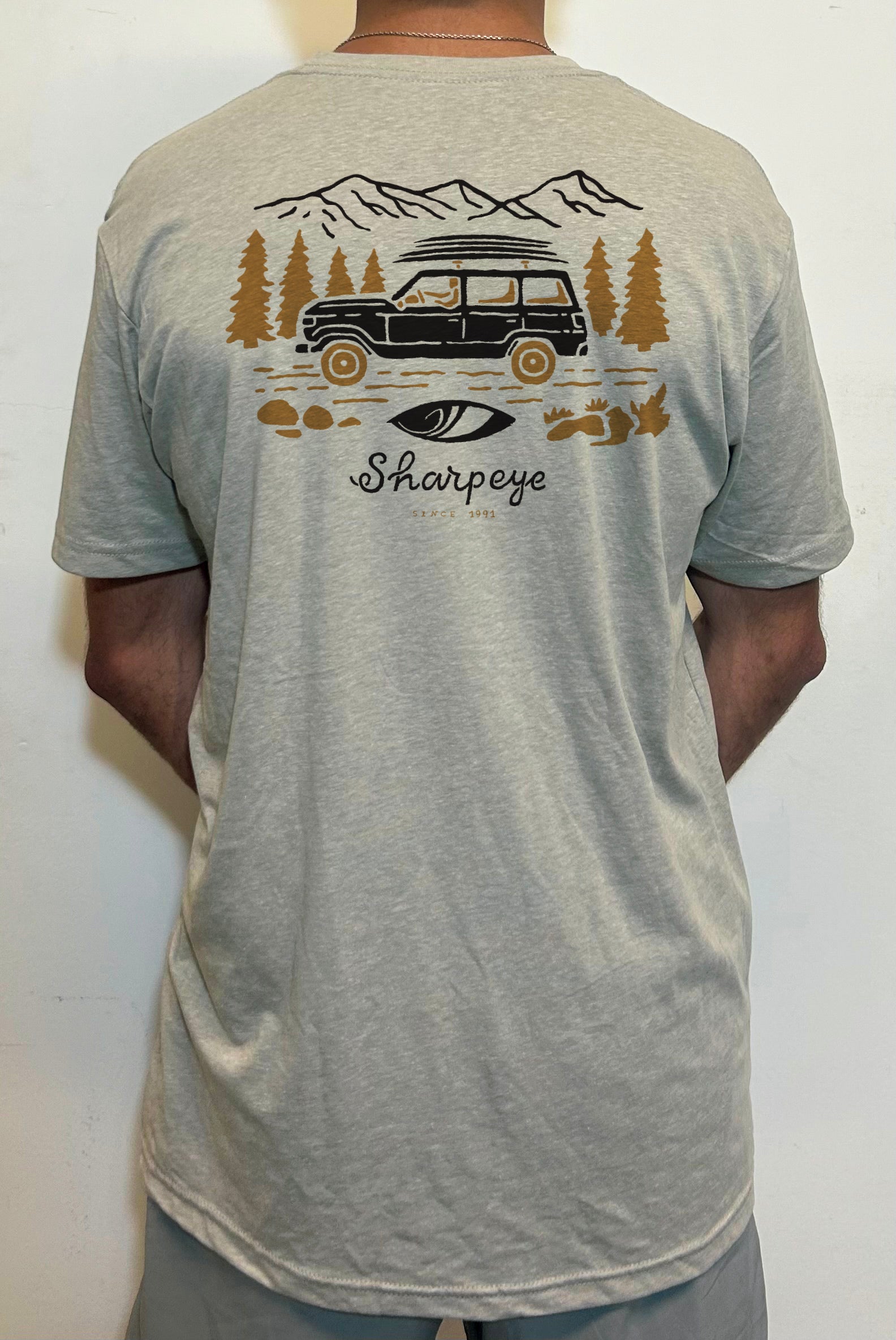 Sharp Eye Traveler Tee Grey