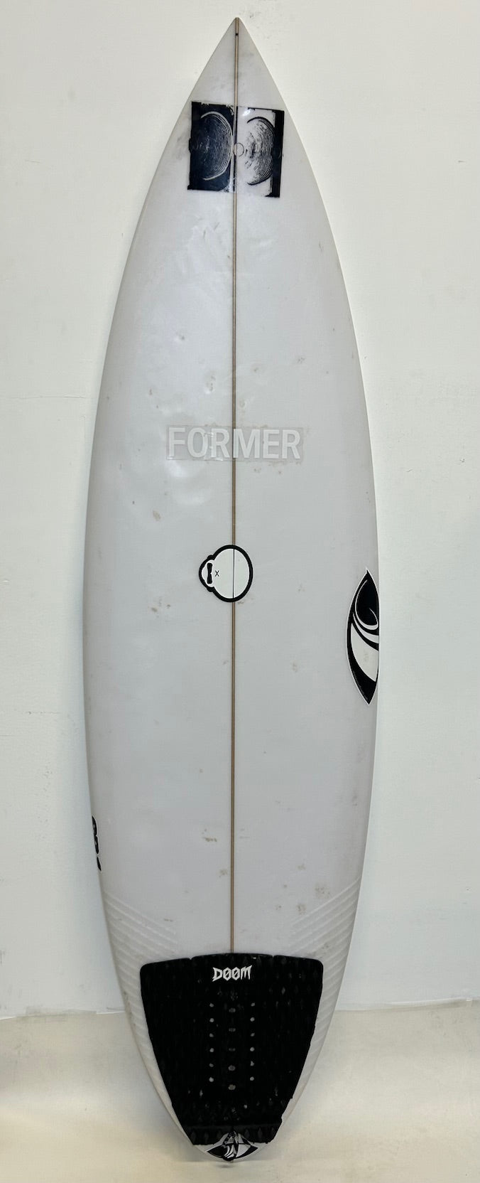 Used Timo Simmers SB-1 5'8.5 x 18.38 x 2.28 24.7L