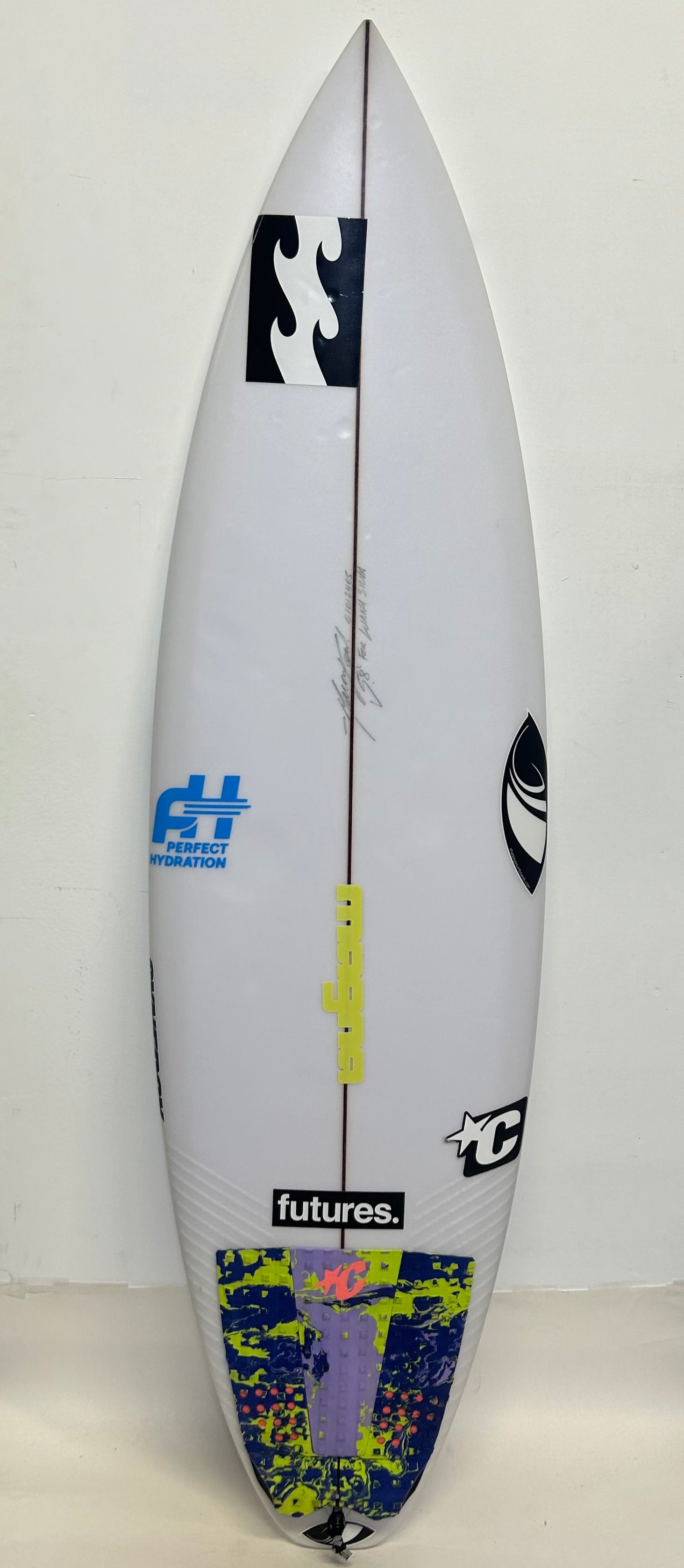 Used Luana Silva Synergy 5'8 x 18.5 x 2.4 25.5L
