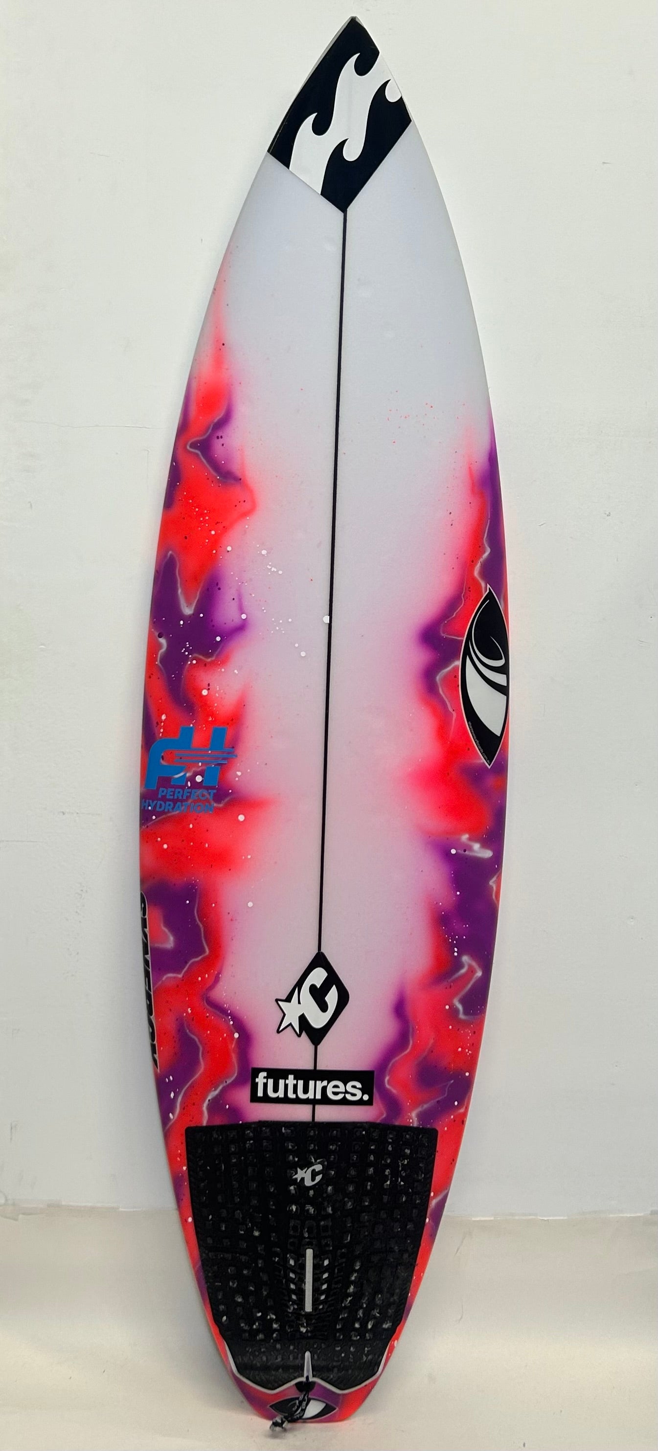 Used Luana Silva Synergy 5'8 x 18.38 x 2.38 25.5L