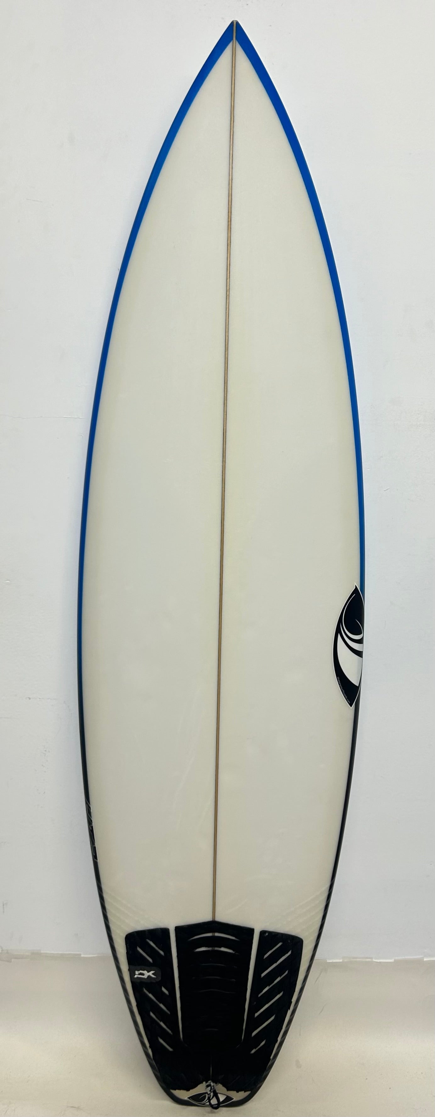 Used HT2 5'11 x 19 x 2.45 27.8L