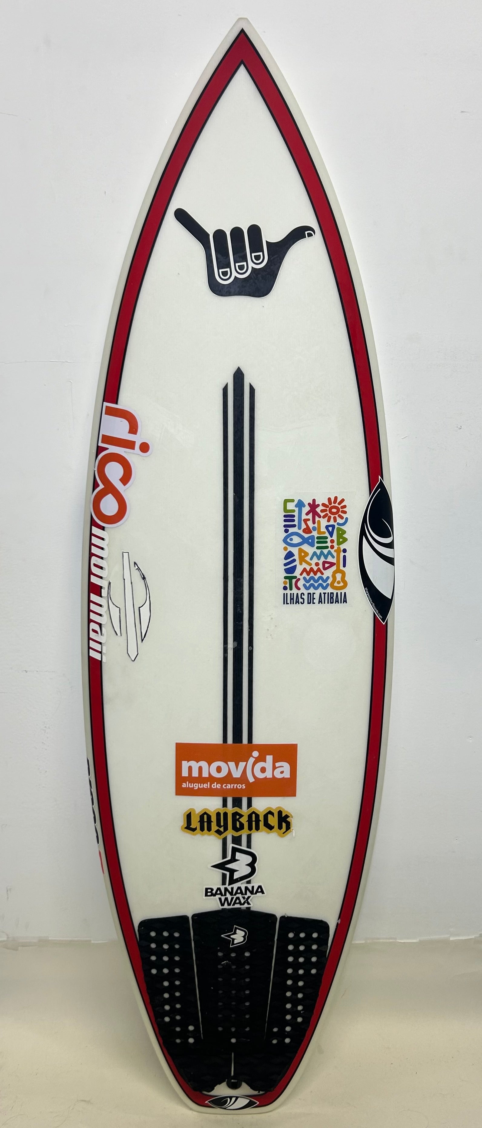 Used Ian Gouveia Disco II E3LITE 5'6 x 19.35 x 2.4 26.8L